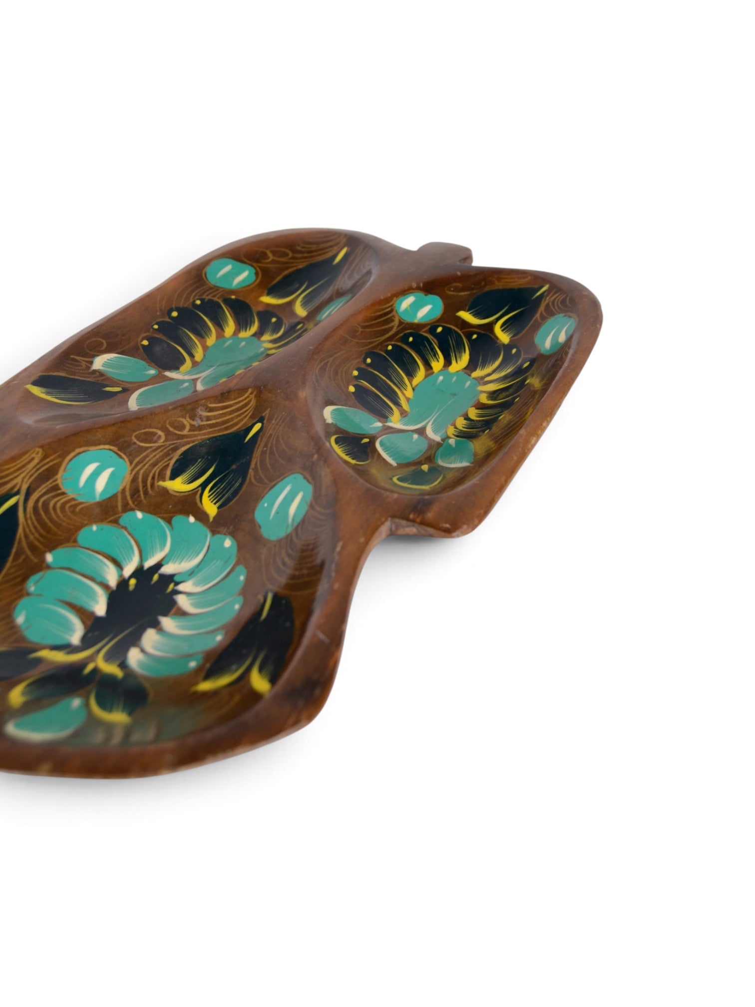 Decorative Patzcuaro Leaf Tray by Embajada Vintage, showcasing handcrafted carved design for elegant home decor.