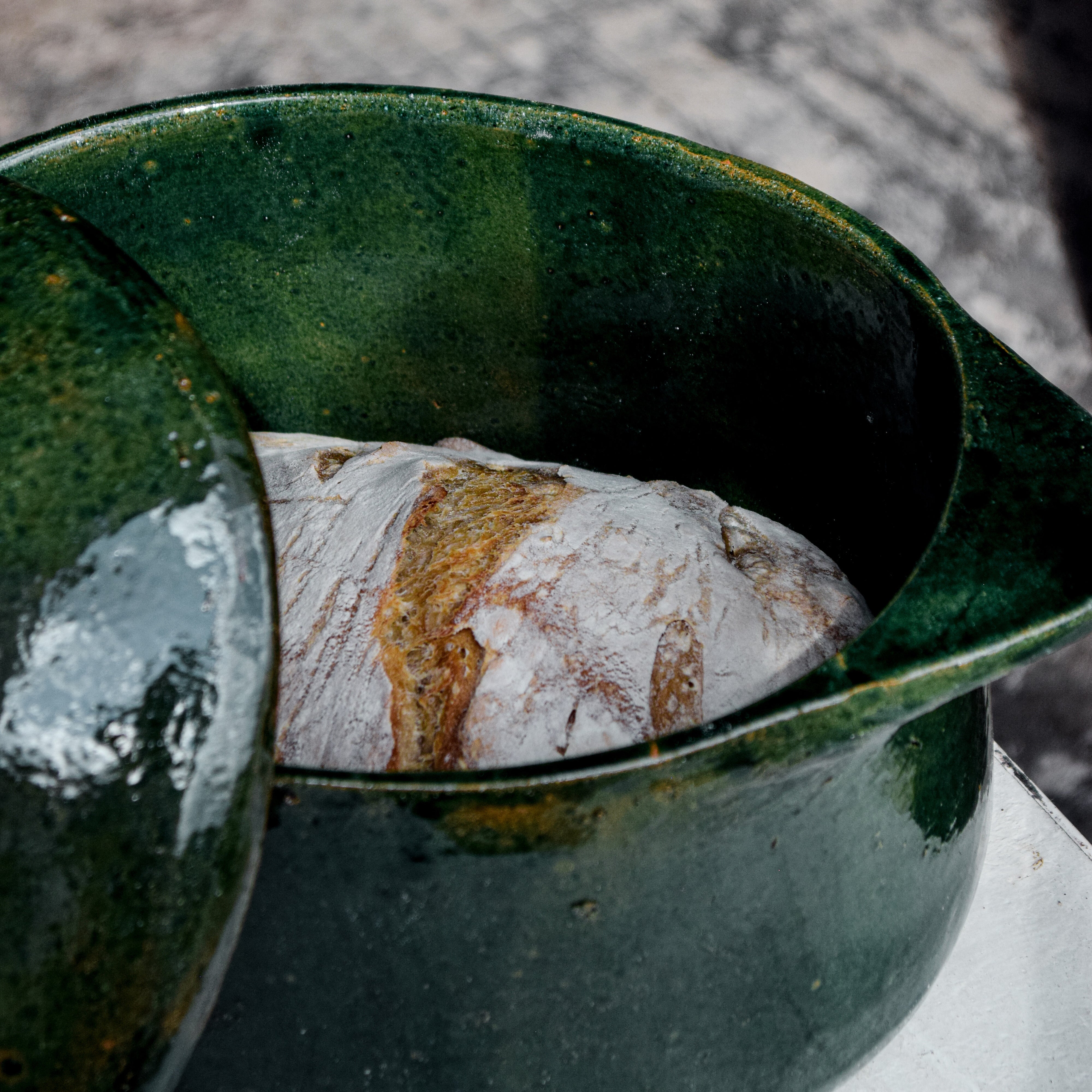 Verde Ovalada Dutch Oven Green Clay
