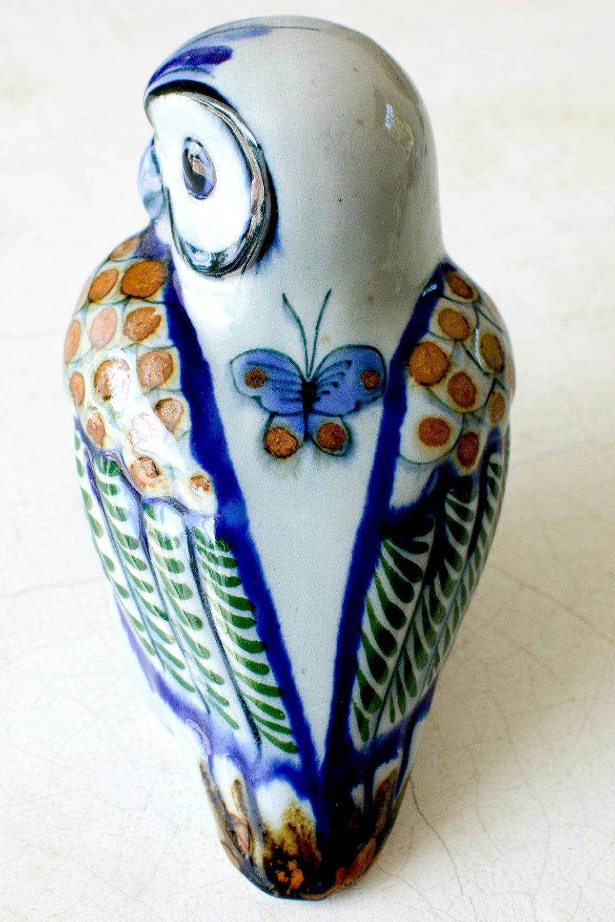 Embajada Craft El Palomar Perched Owl home decor figurine with detailed craftsmanship and natural wood finish.