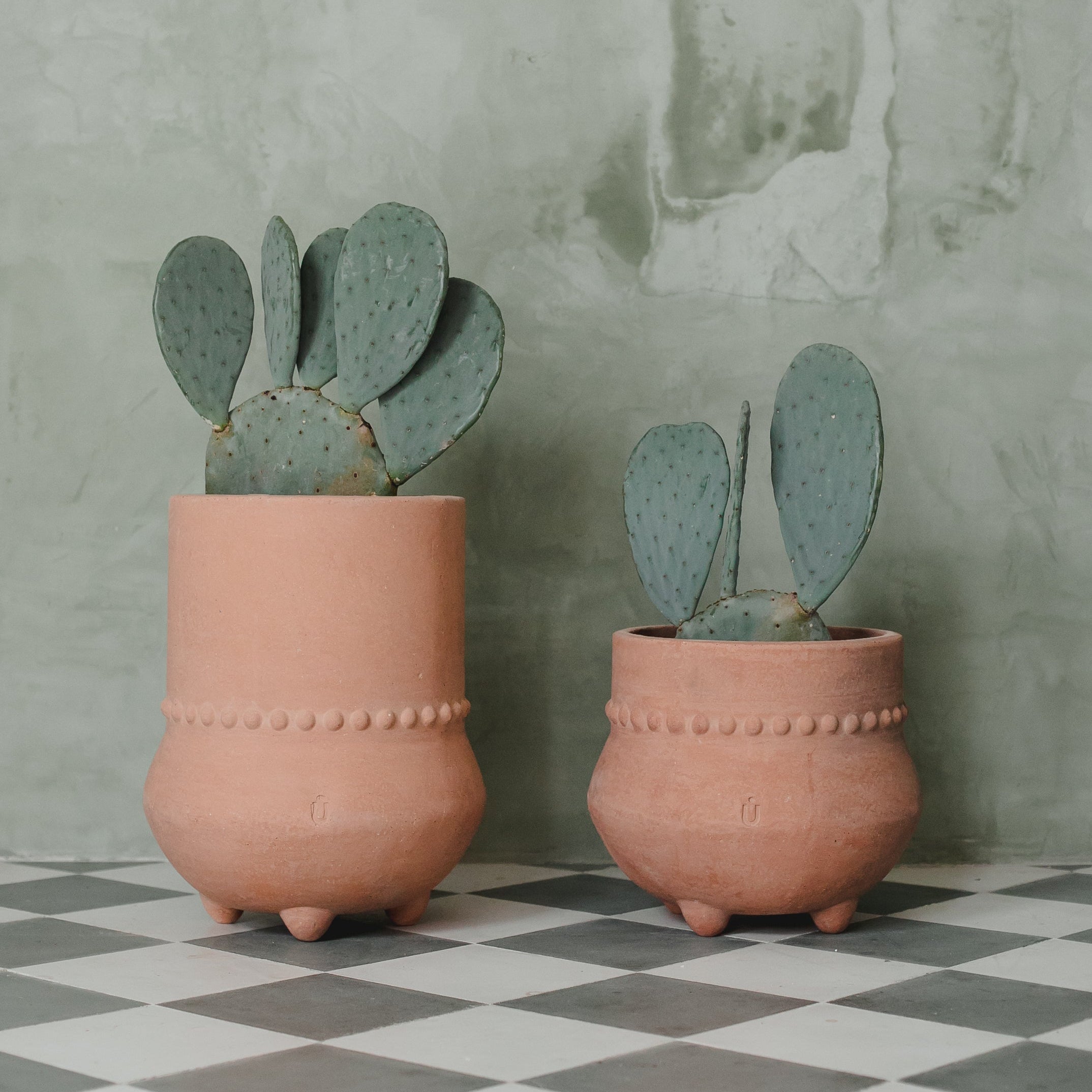 Tinaja Patas Textura Garden Pot