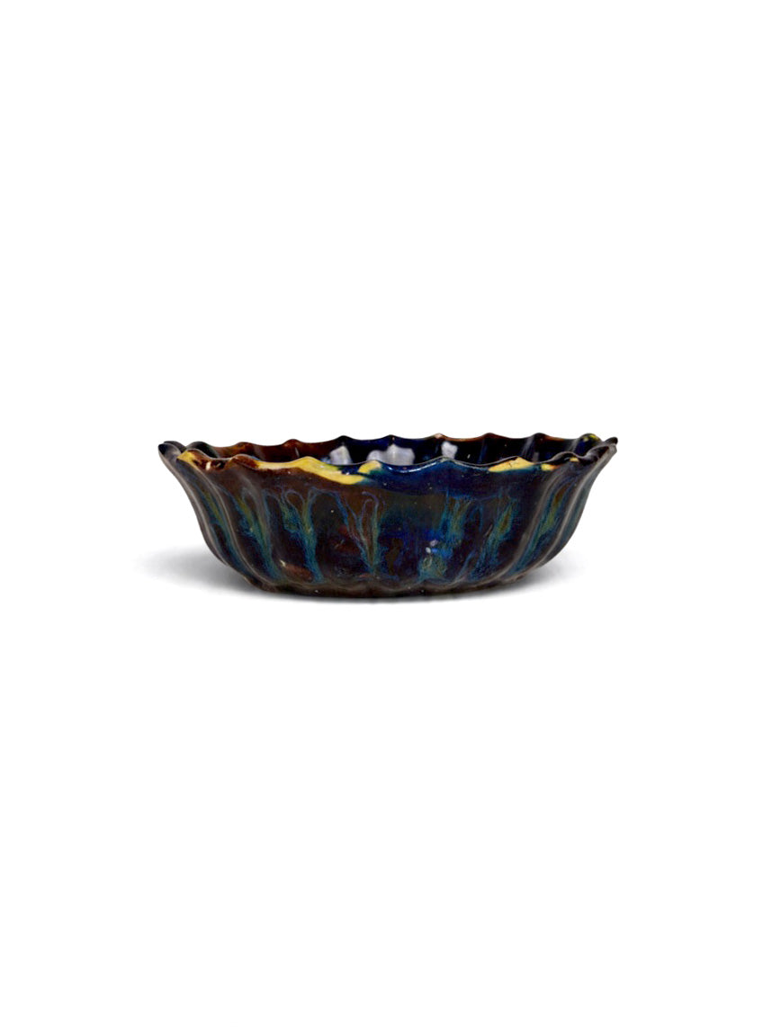 Large Oaxacan Chorreado Bowl No. 2, vintage tableware with blue and white ceramic glaze, handcrafted by Embajada Vintage.