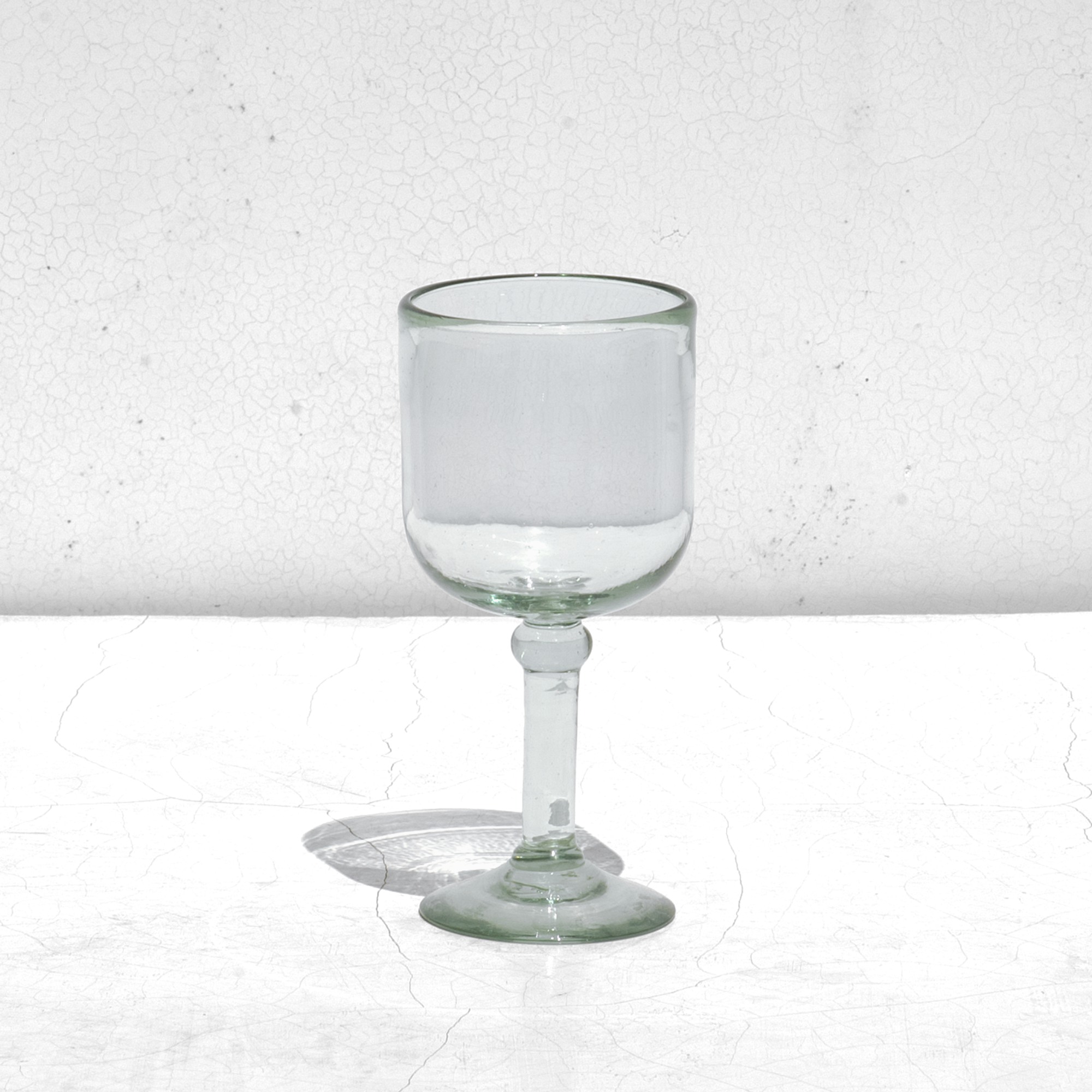 Clasico Clear Wine Glass