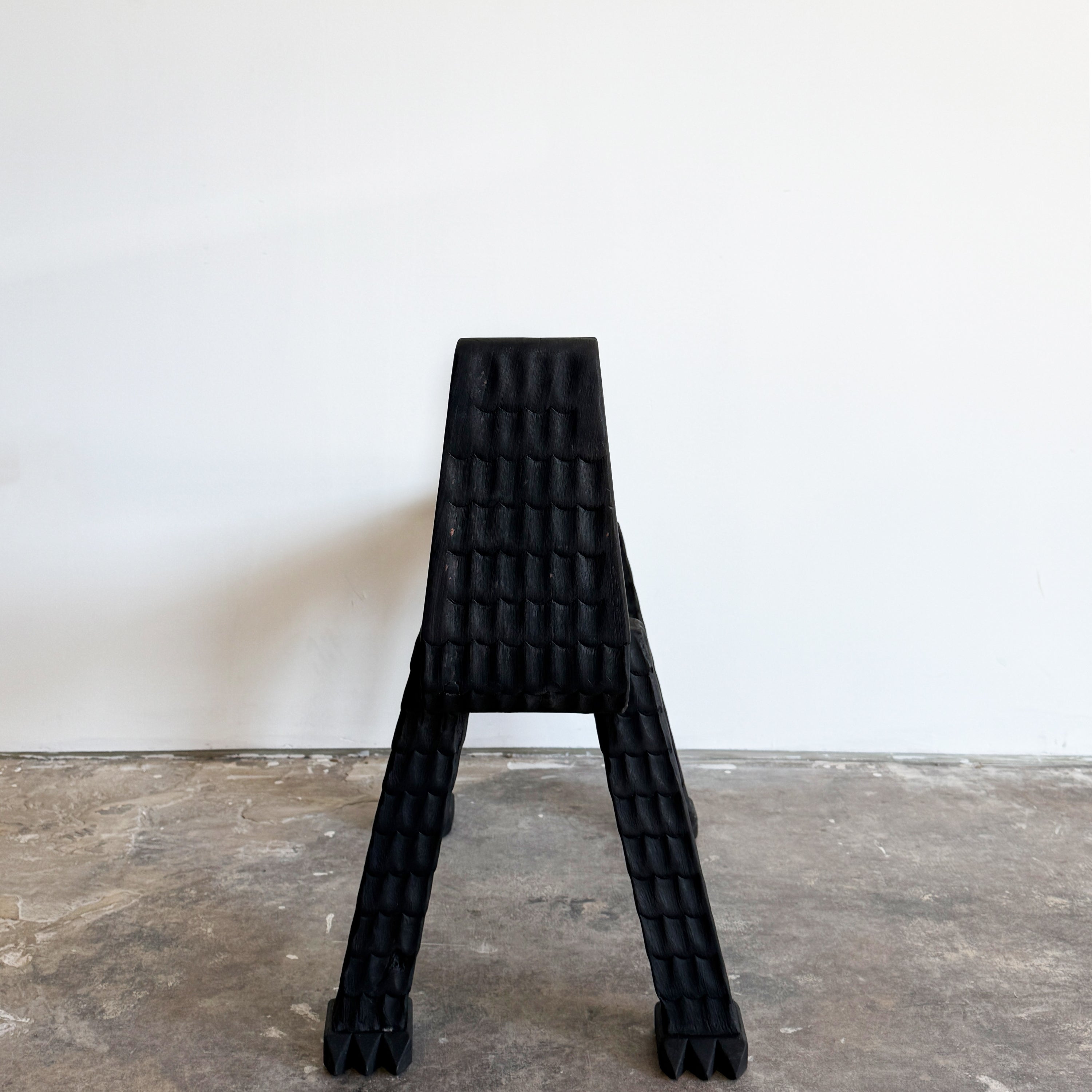 Crocodile Bench