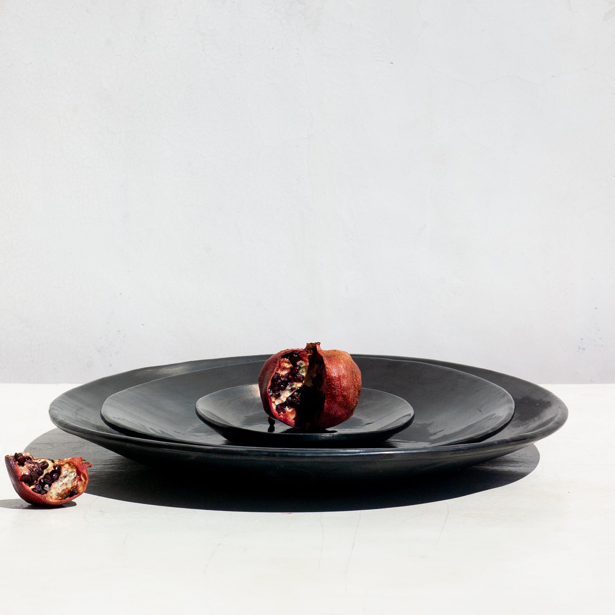 Rosetta Platter Black Clay