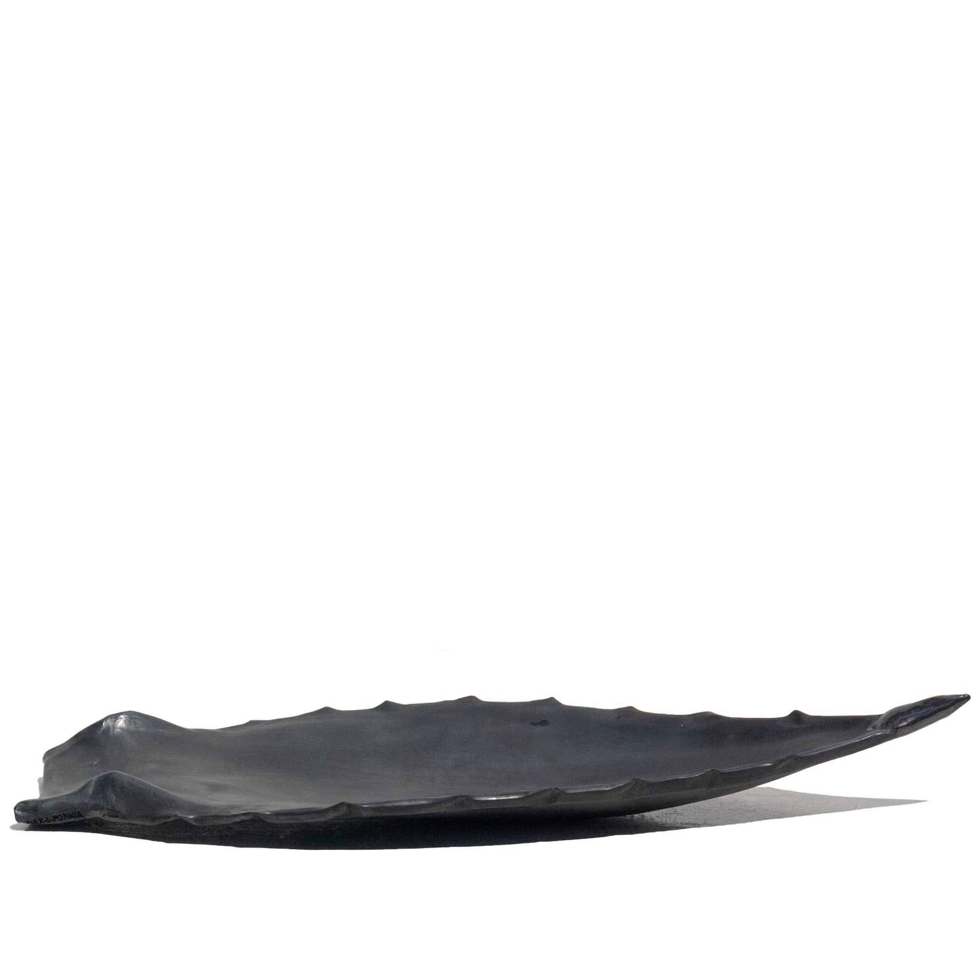 Agave Leaf Black Clay LG