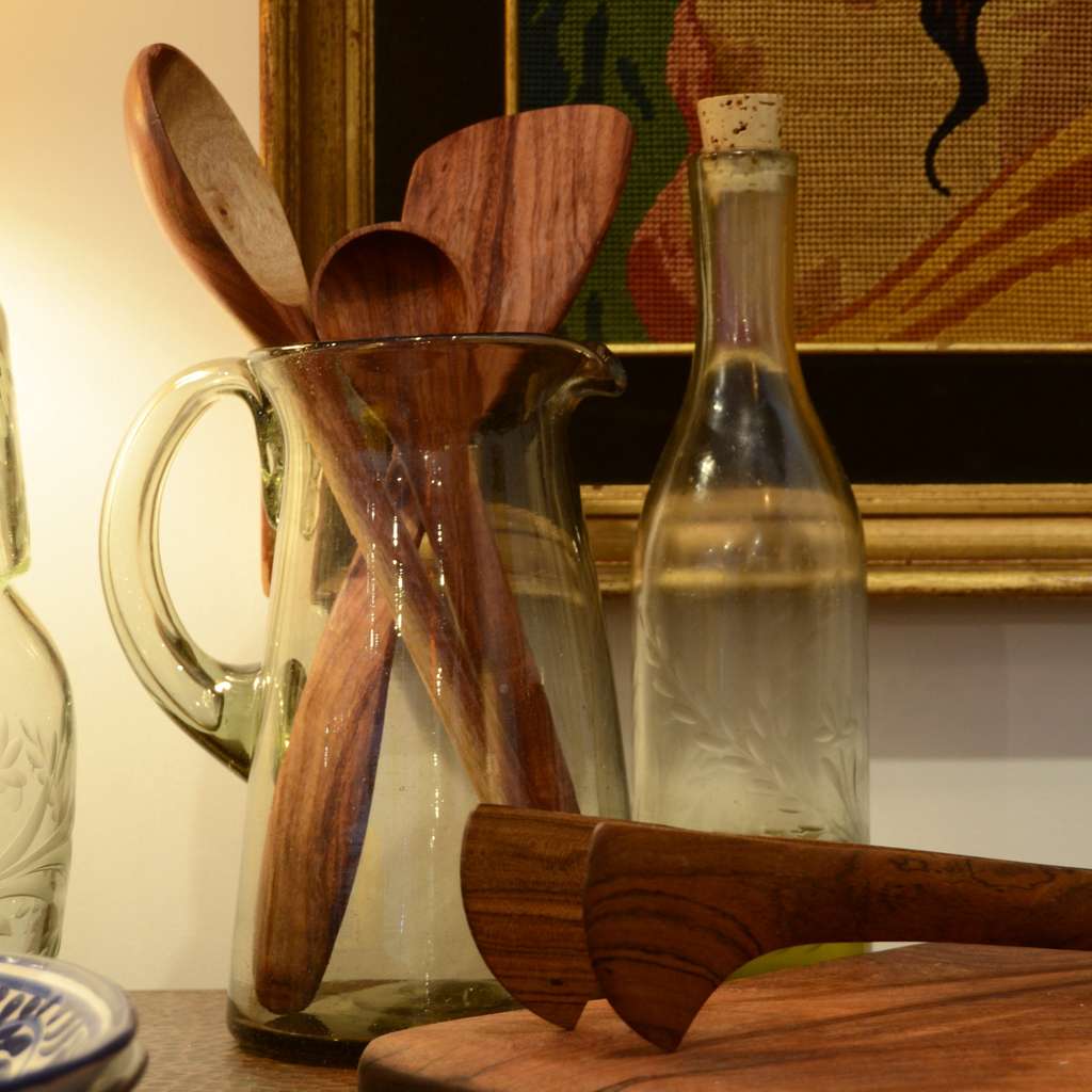 Hand-Carved Cueramo Wood Utensil Set — Cooking Spoon & Spatula