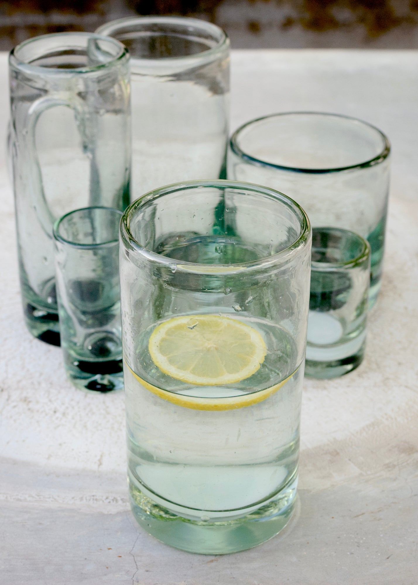 Embajada White Base Beer Pint Glass
