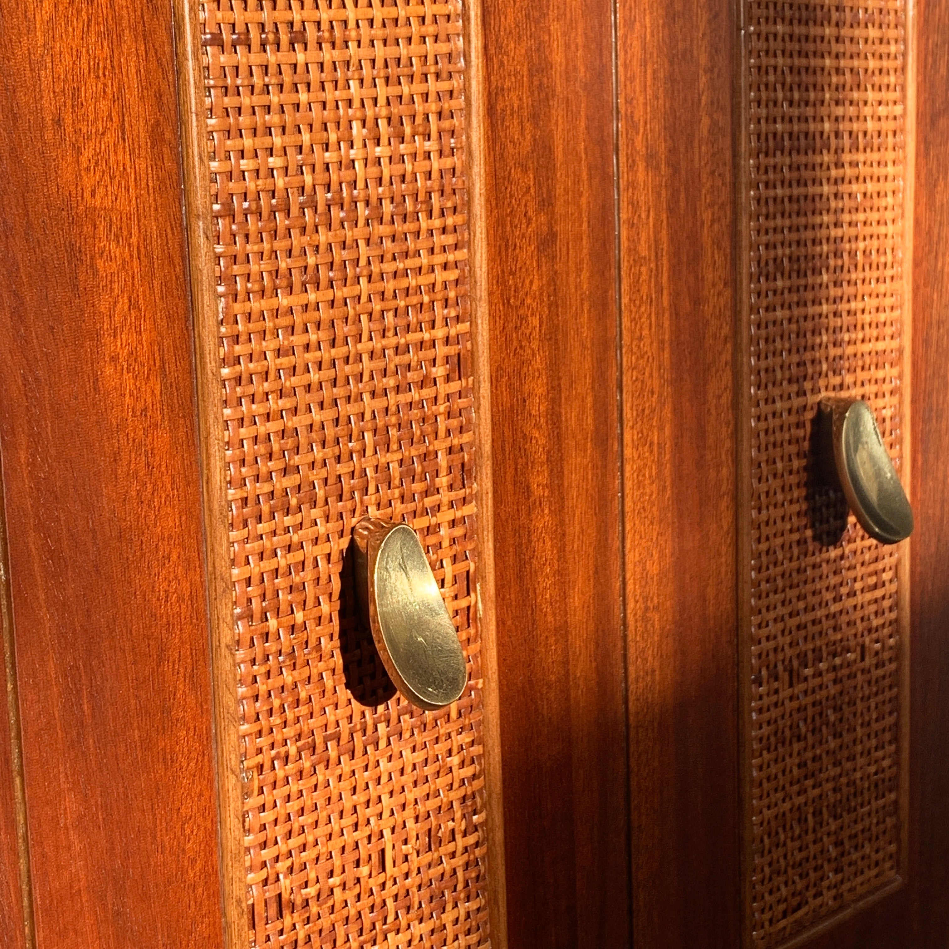 Malinche Chiffonier from the "Escandinava" line. C.1960s