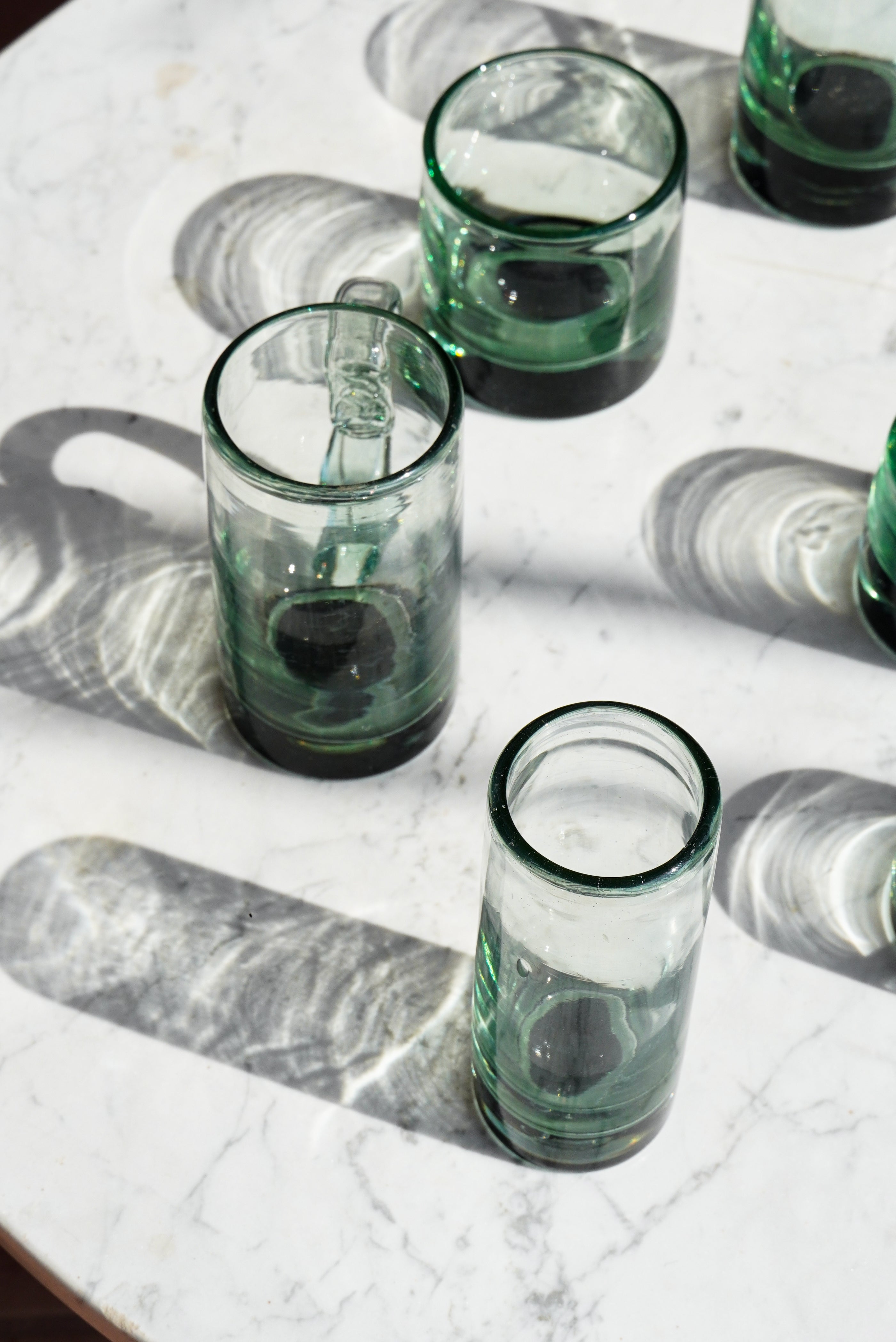Embajada Black Base Collins Glass