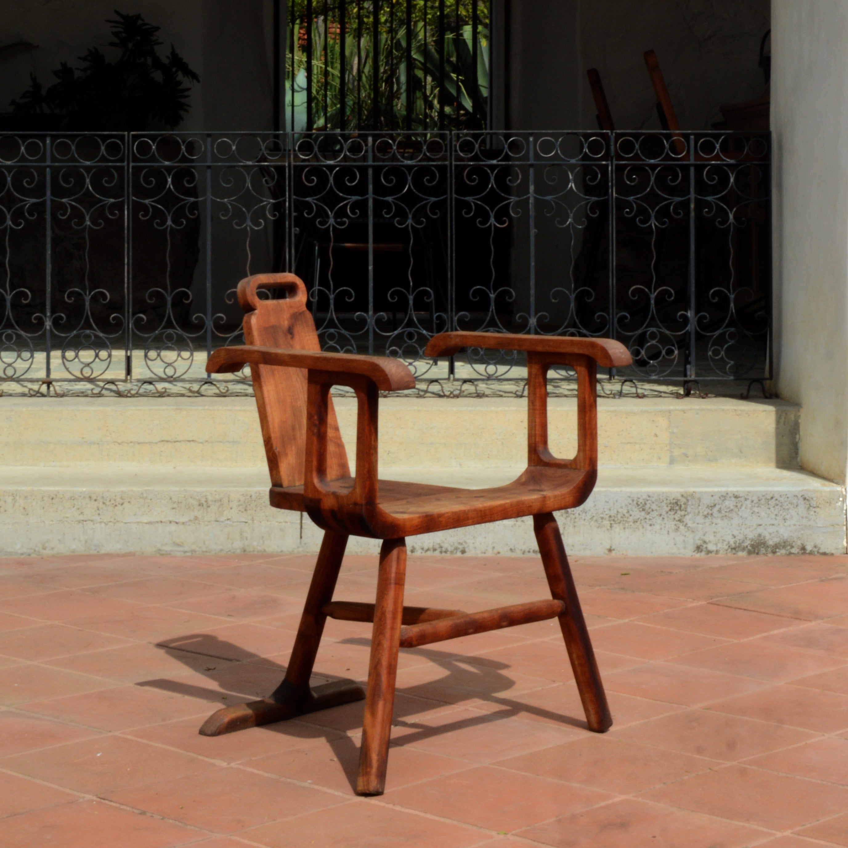 Partera Mezquite Chair with Arms