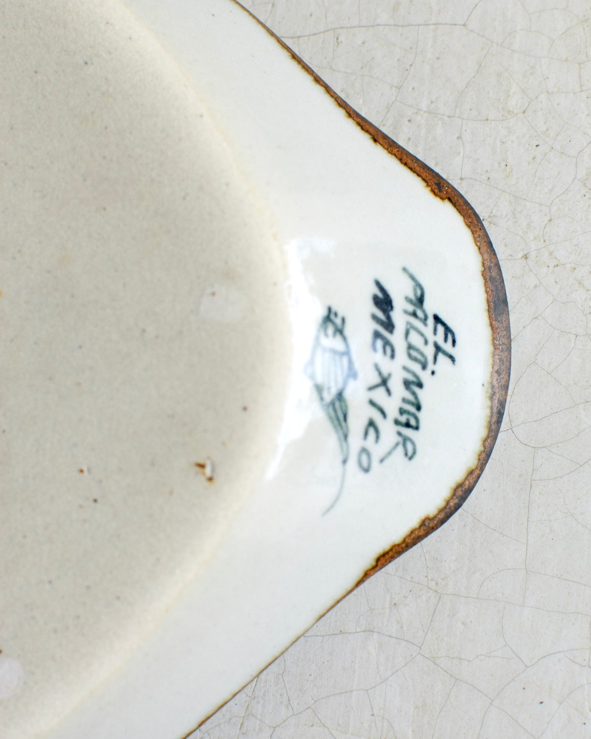 Embajada Craft El Palomar oval bird-shaped tableware tray with decorative design, perfect for serving or display.
