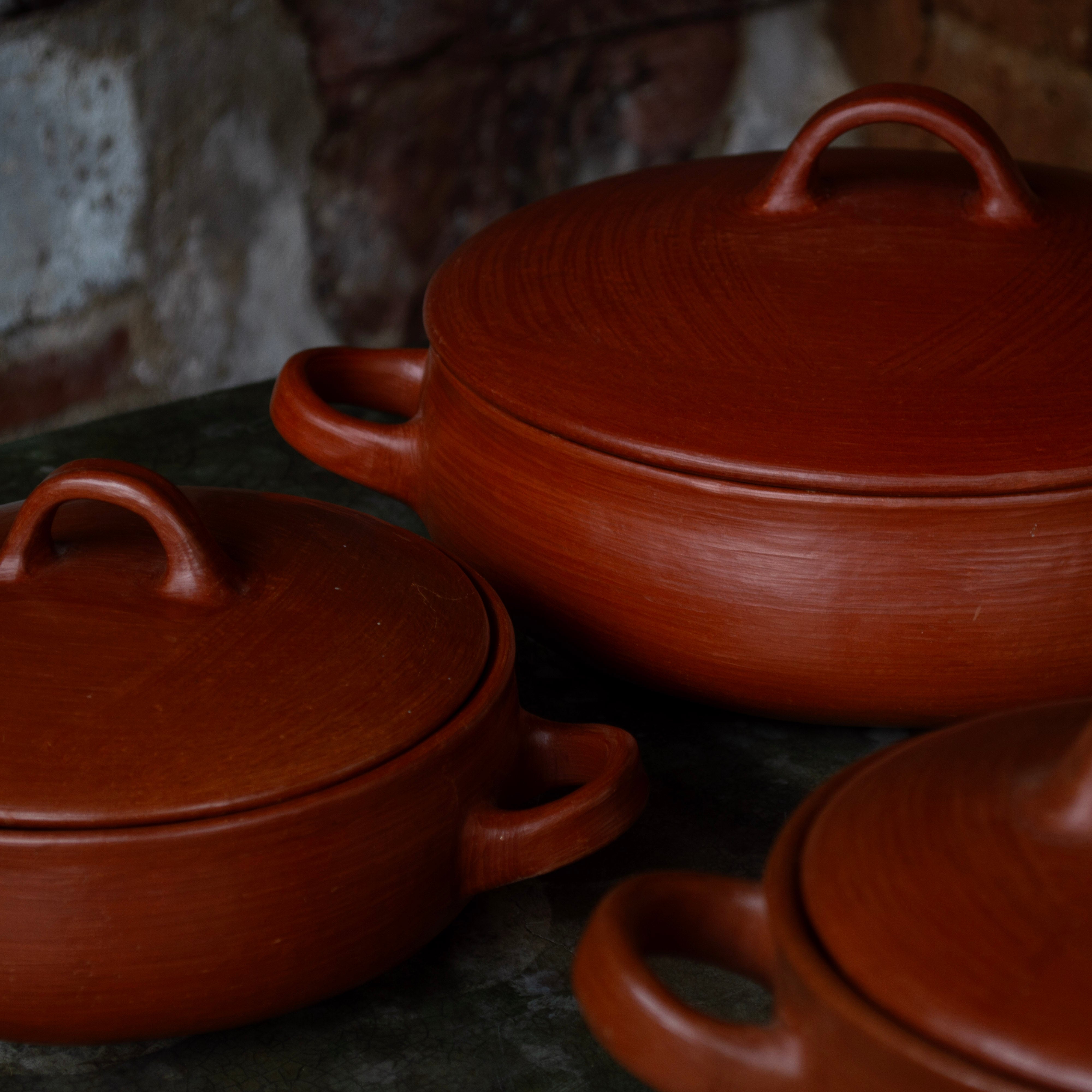 ROJA Red Clay Casserole with Lid